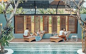 Amolas Villa Canggu, Balinese Muralism